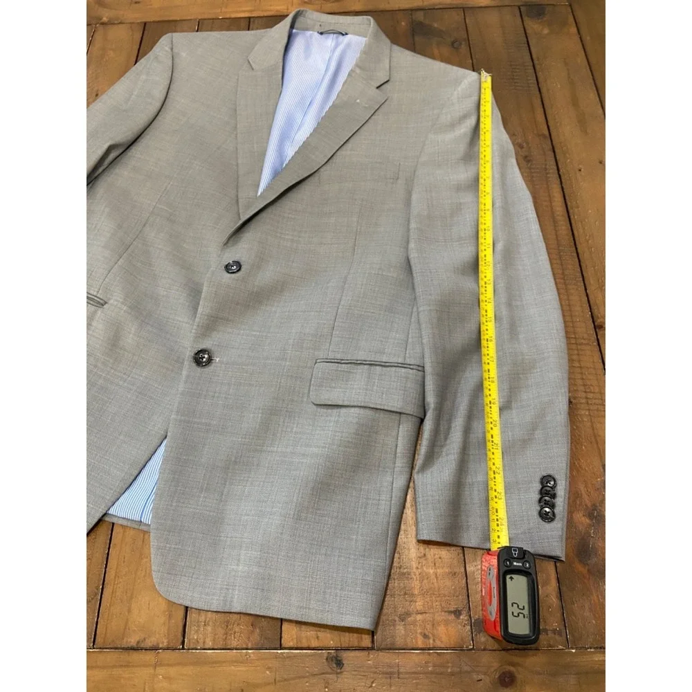 Tommy Hilfiger Adams Men's 44R Suit Jacket Gray 100% Worsted Wool AS1016 NWT